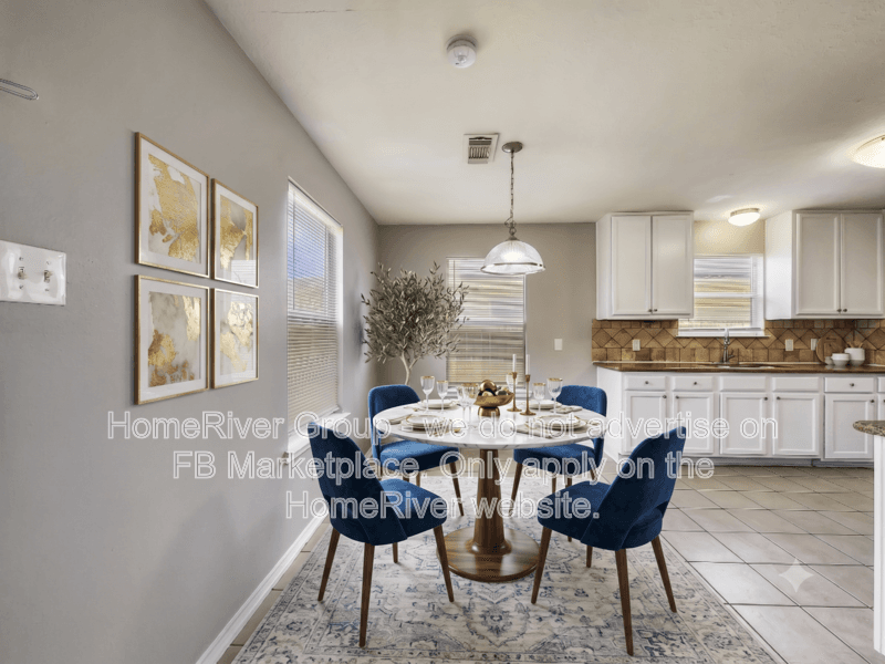 Houston House: 14007 Marners Ct
