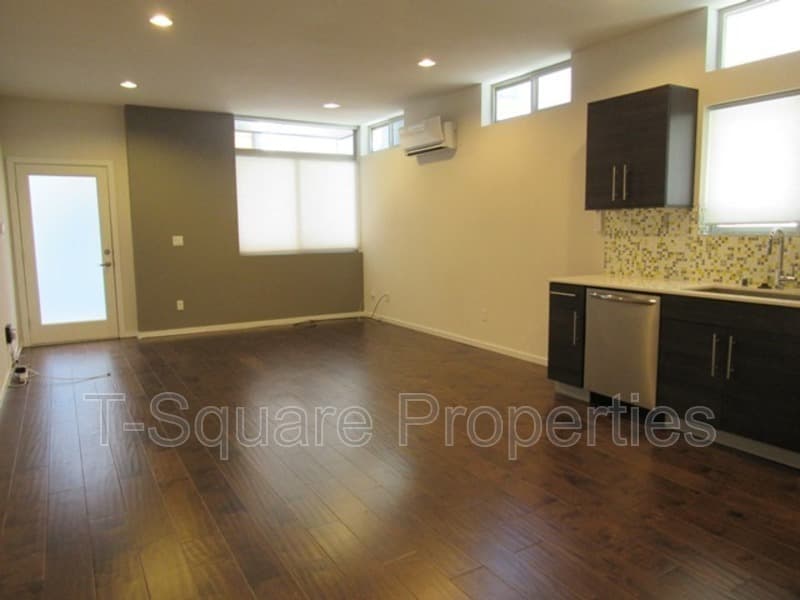 Seattle House: 4848 A Delridge Way SW