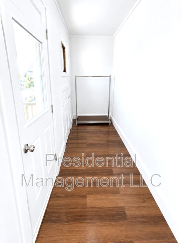 Waterbury Condo: 503 Baldwin St