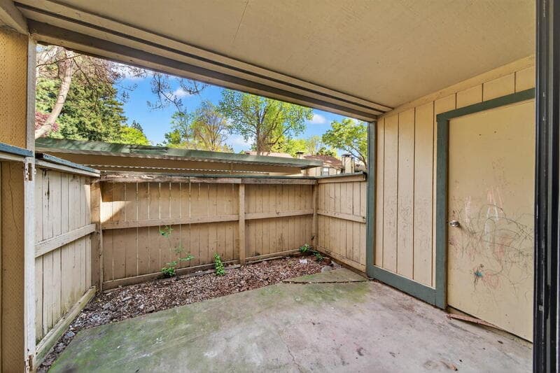 Sacramento Condo: 251 Del Verde Cir
