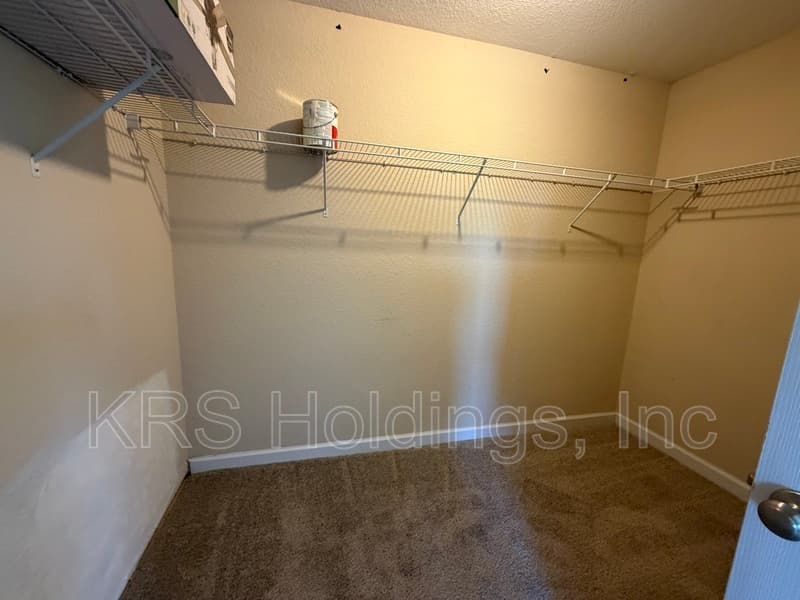 Portsmouth House: 214 Harmony Dr