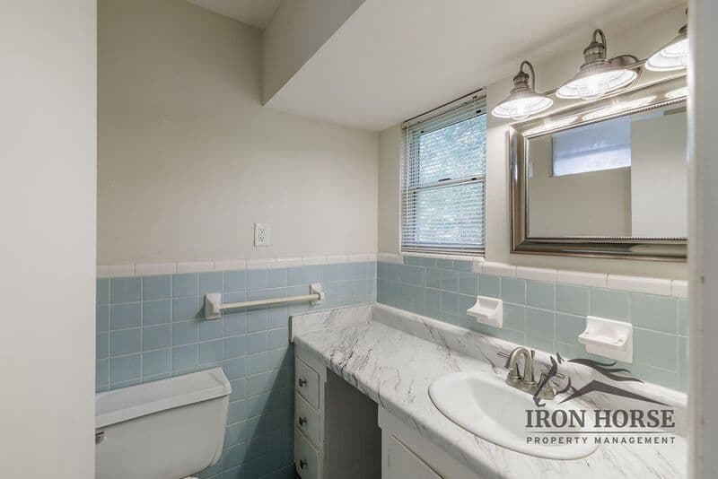 Athens House: 160 Harold Drive