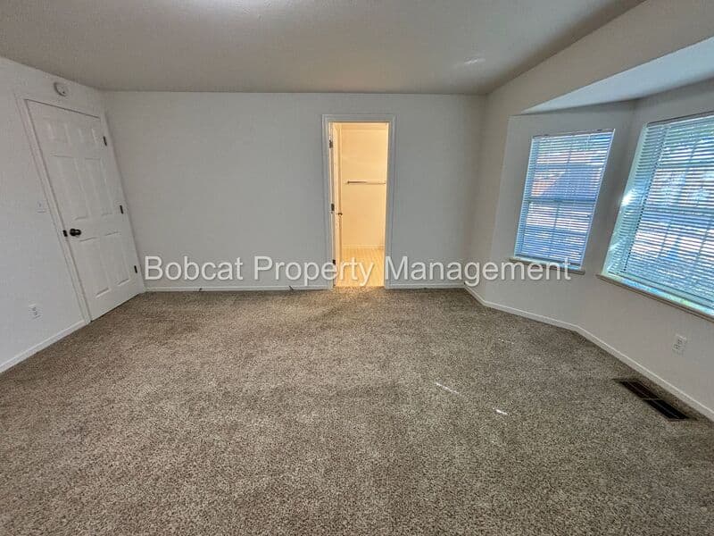 Carson City House: 707 Armory Ln