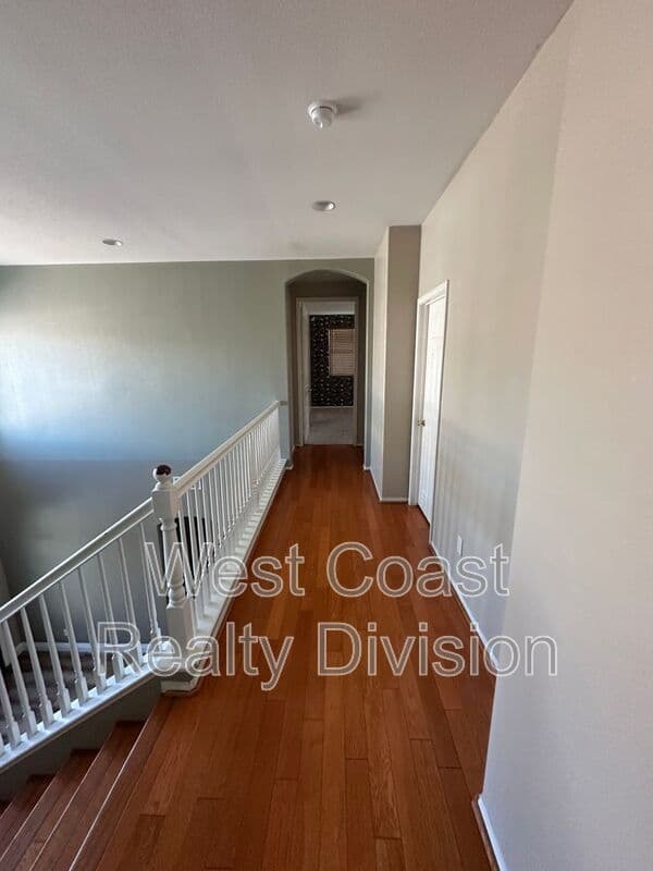 Murrieta House: 26719 Evergreen Avenue
