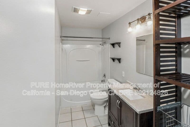 San Diego House: 6554 Pinecone Ln