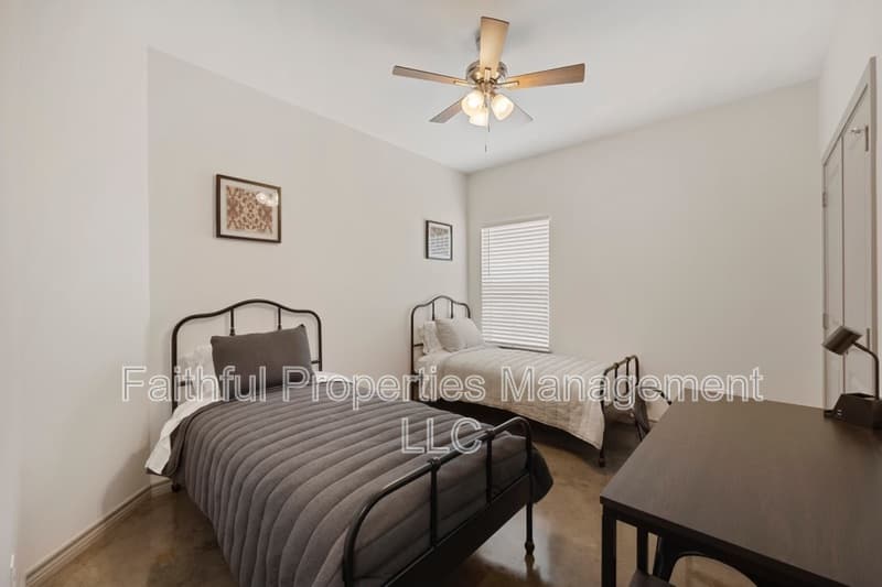 Whitehouse Condo: 10071 Shadow Wood Circle - 31