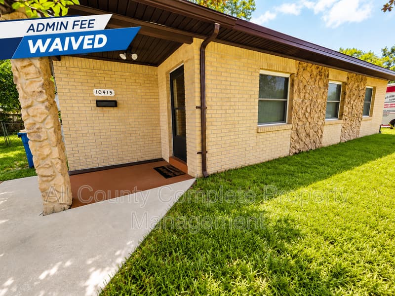 Jacksonville House: 10415 Briarcliff Rd E
