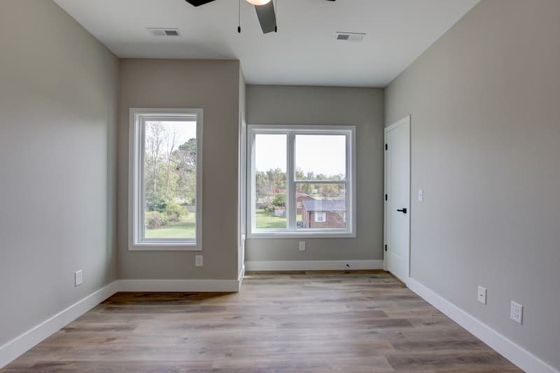 Guthrie House: 230 3rd Street