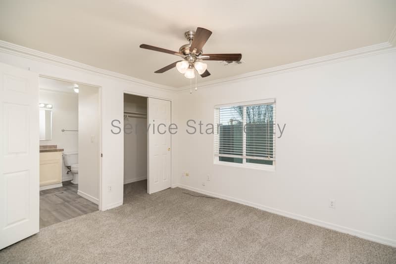 Phoenix House: 337 N 15th Ave