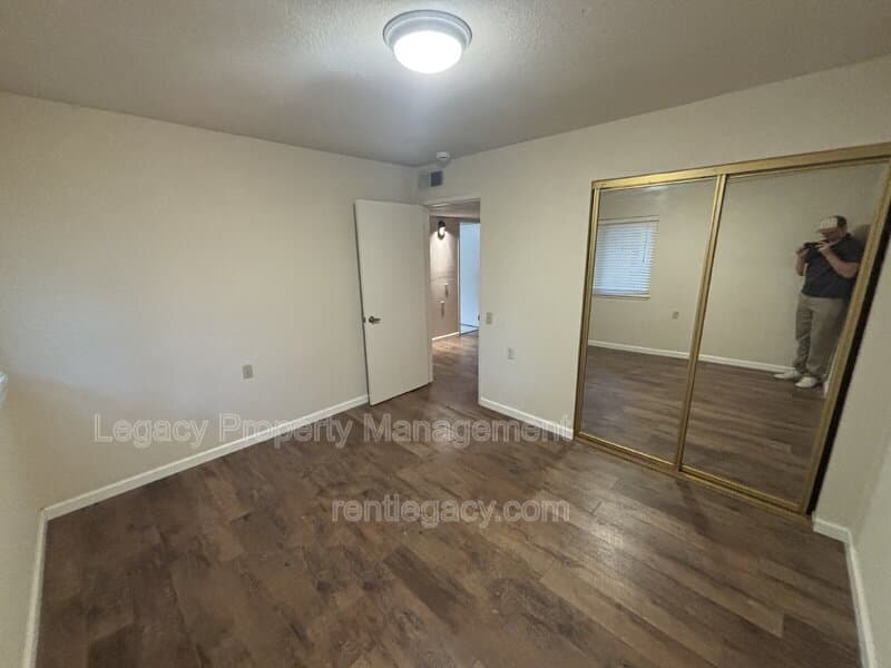 Fair Oaks Condo: 11330 Fair Oaks Blvd