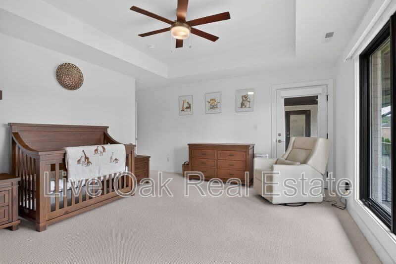 Virginia Beach House: 1316 Lambeth Lane