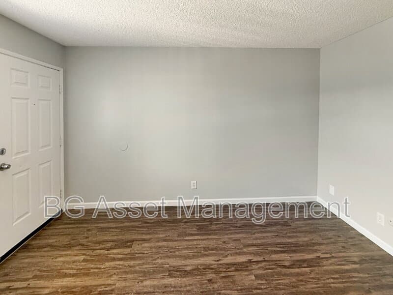 Sacramento Condo: 1928 Ethan Way