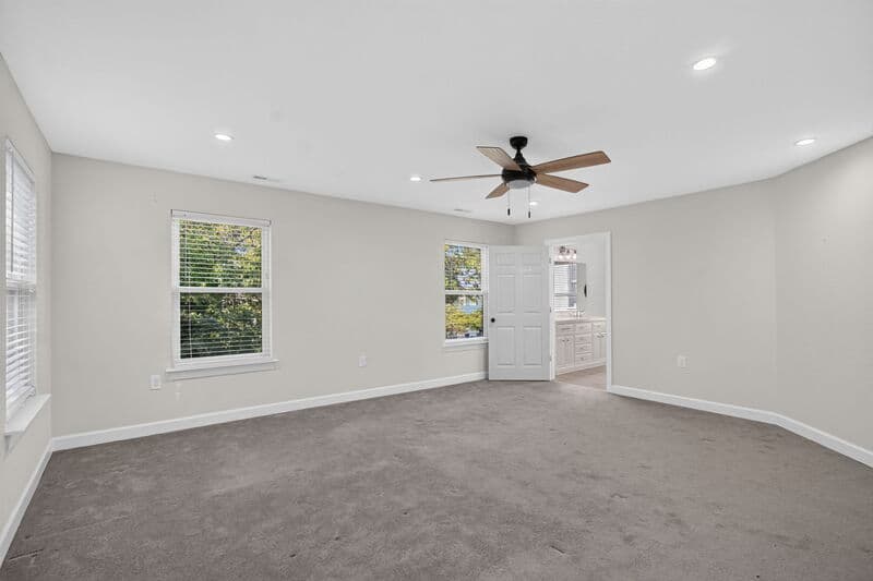 Portsmouth House: 242 Webster Ave