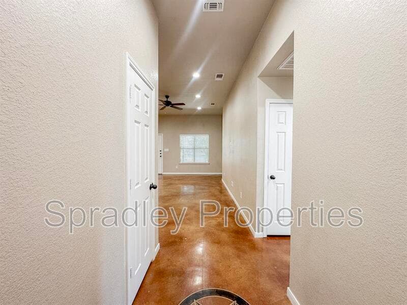 Belton House: 1209 N Blair St