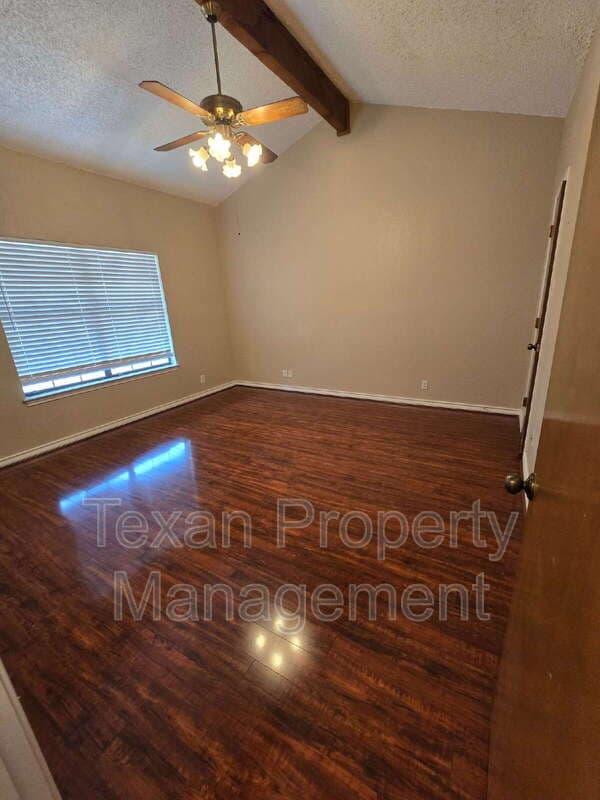 Granbury Condo: 4013 Mabery Ct