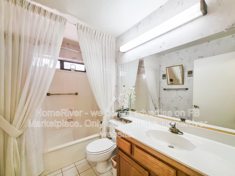Sun City West House: 21015 N 123rd Dr