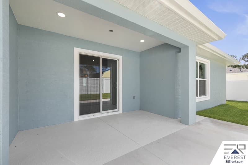 Palm Coast House: 10 Llovera Pl