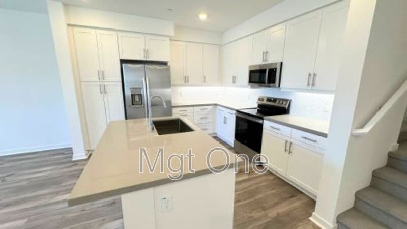 Eastvale Condo: 6111 Victoria Way Unit 107