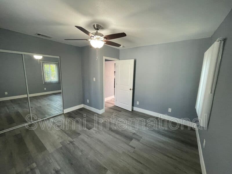 Los Angeles Condo: 1031 W. 102nd St.