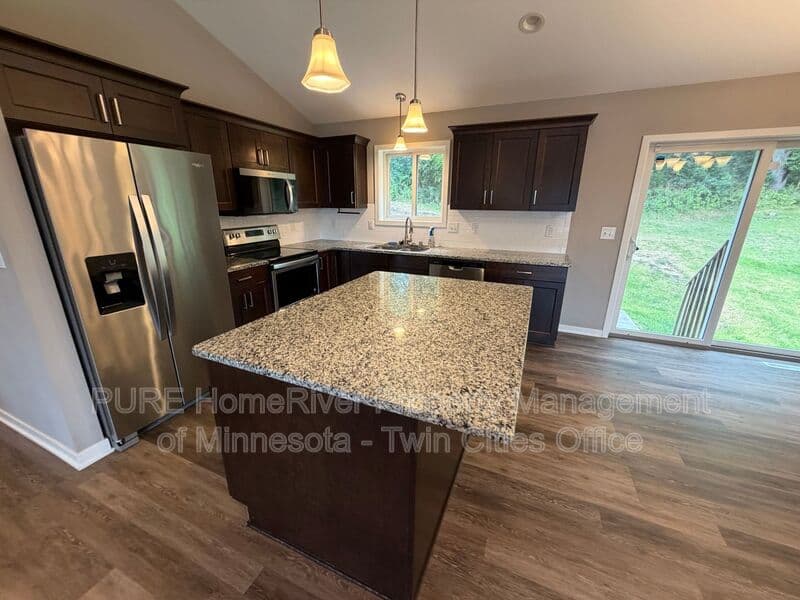Rochester House: 3453 Ridgeline Dr SE
