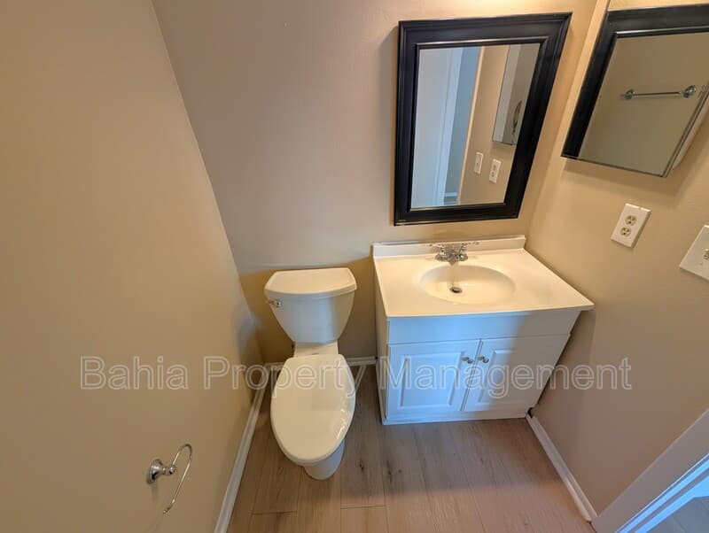 Tampa Townhome: 3441 Oak Trail Ct