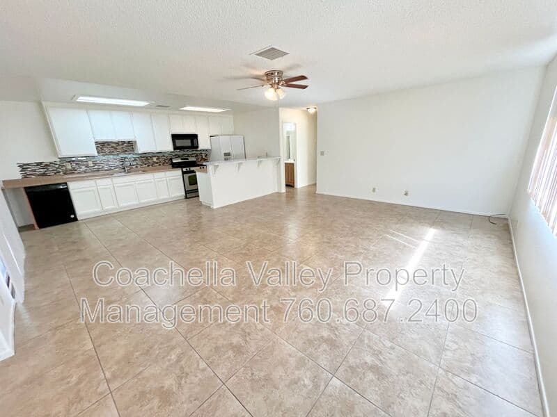 Cathedral City House: 32244 Navajo Trail