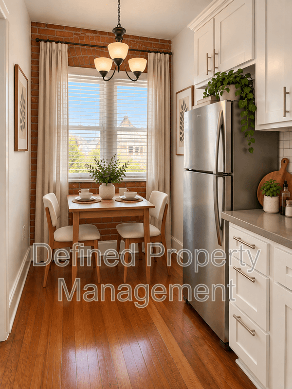 Echo Park Condo: 1324 Calumet Ave