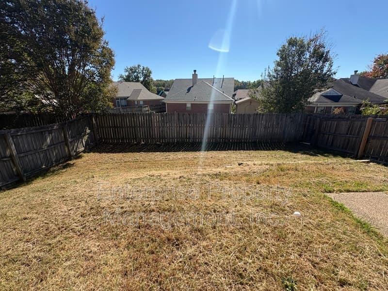 Cordova House: 10127 Cross Valley Drive