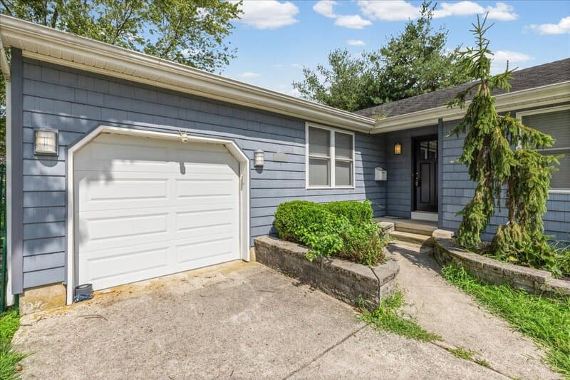 Northfield House: 11 Fifield Ave.