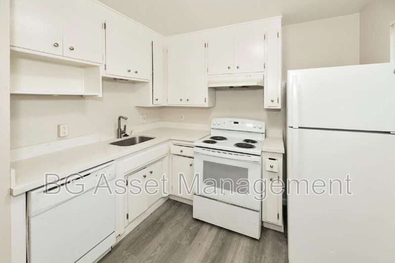 Sacramento Condo: 1928 Ethan Way