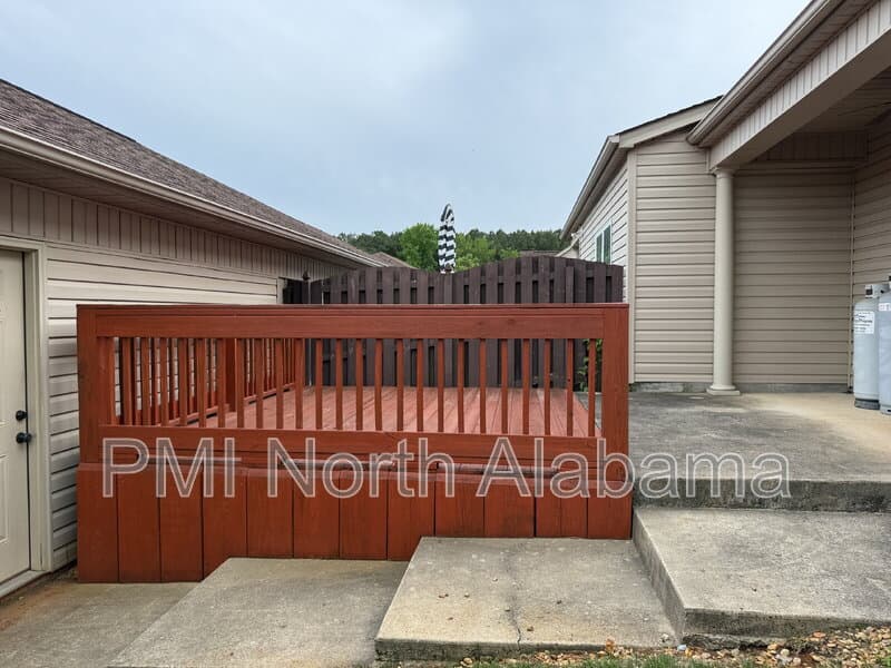 Huntsville Townhome: 1012 Scarlet Woods