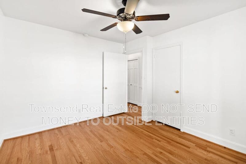 Fayetteville House: 315 Fairfield Dr.