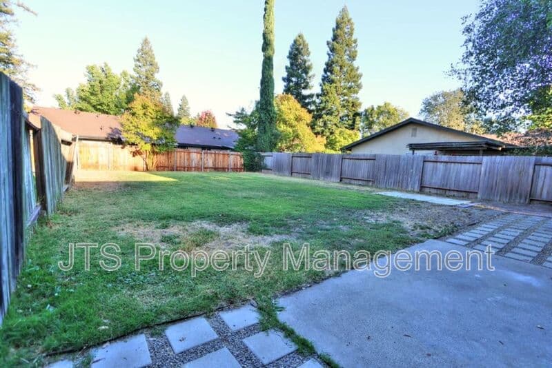 Citrus Heights Condo: 5512 Mike Arthur Ct
