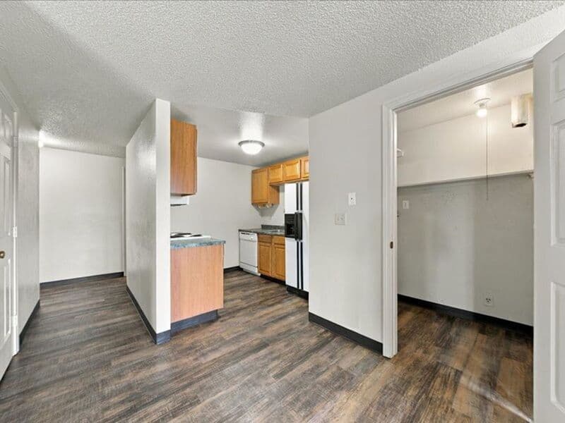 Kennewick Condo: 6208 W. Albany Ct.