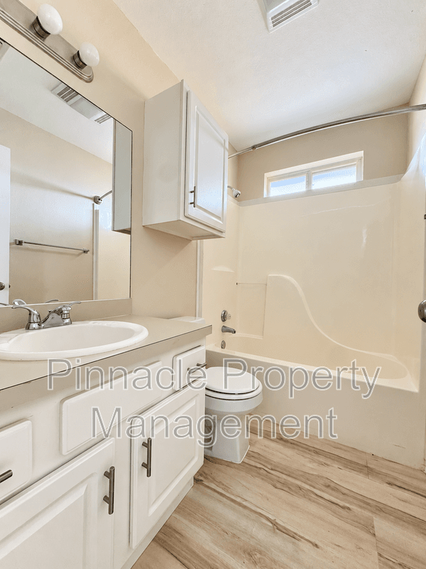 San Angelo House: 710 Hunters Glen Rd