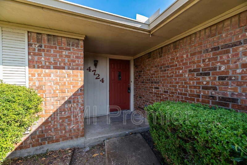 Dallas Condo: 4724 Berridge Ln