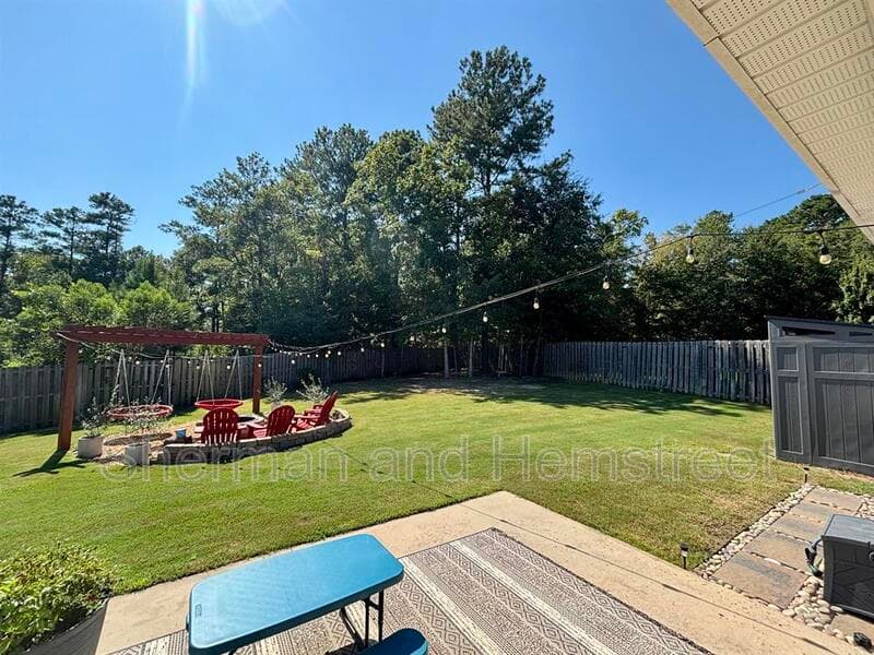 Grovetown House: 3284 Alexandria Drive