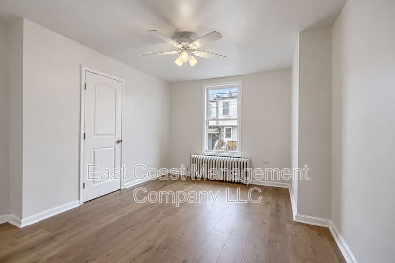 Baltimore House: 2620 E Preston St