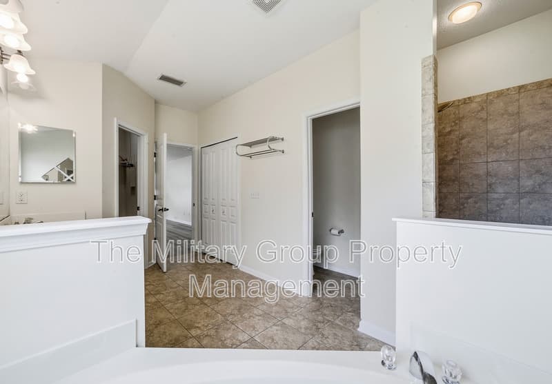 Orange Park House: 1059 Maple Lane