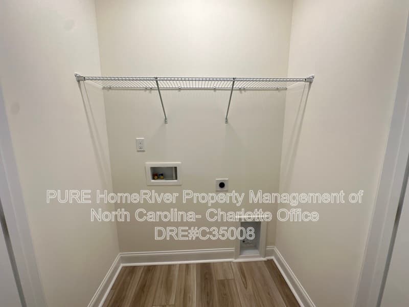 Charlotte House: 2413 Magnolia Blossom Way
