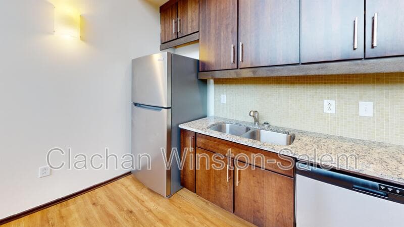 Winston Salem Condo: 675 N. Main St.