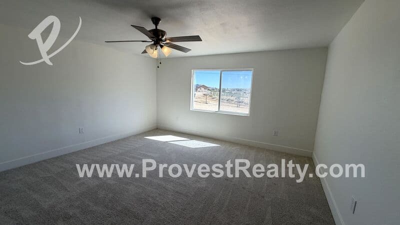 Apple Valley House: 9626 Buena Vista St
