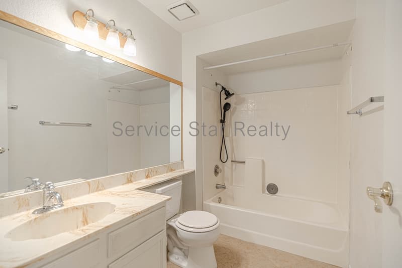 Phoenix Condo: 2020 W Union Hills Dr