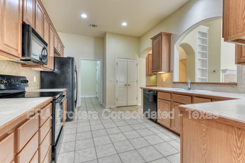 San Antonio Townhome: 22209 Sausalito Court