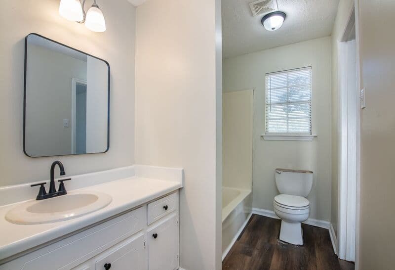 Birmingham House: 1525 7th Street NW