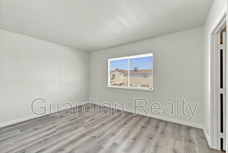 Las Vegas Condo: 4248 Tara Ave