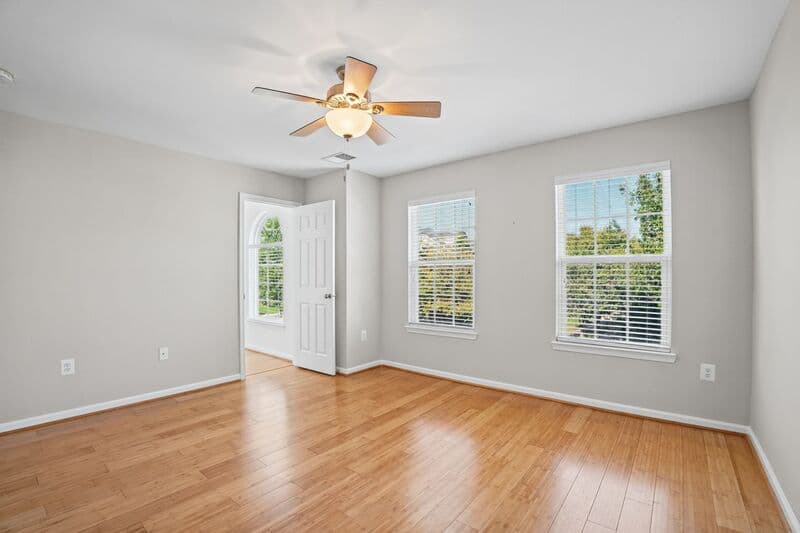 Fredericksburg House: 1100 Wright Court