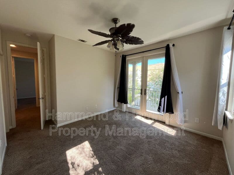 Simi Valley House: 5552 Evening Sky Dr