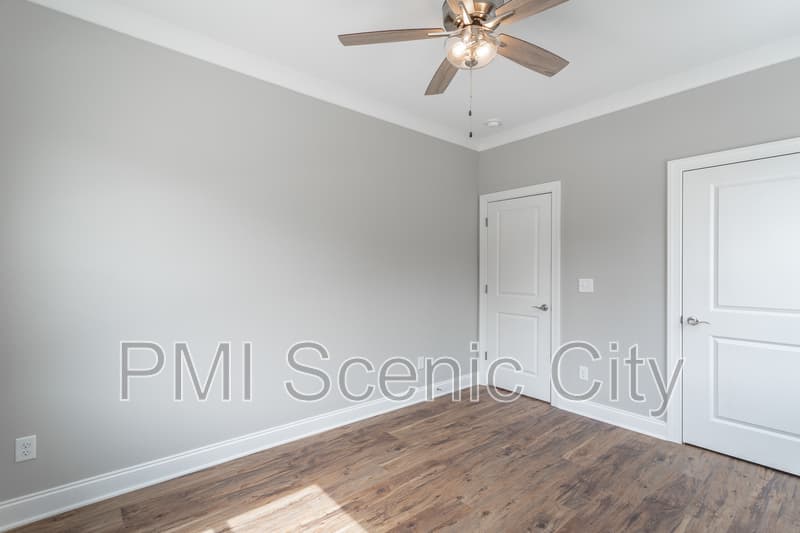 Cleveland House: 2631 Rogers Dr SE