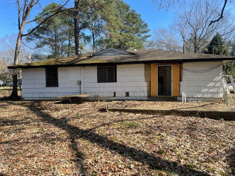 Jackson House: 2849 Engleside Drive